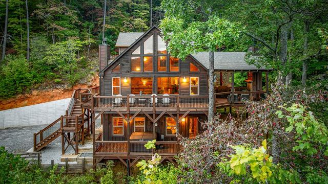 300 Cloudland Trace, Epworth, GA 30541