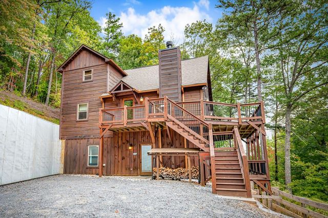 300 Cloudland Trace, Epworth, GA 30541