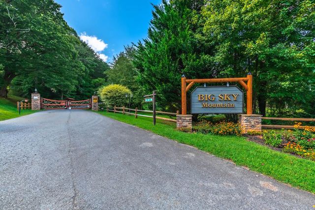 300 Cloudland Trace, Epworth, GA 30541