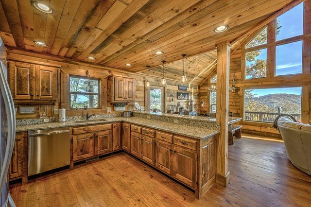 300 Cloudland Trace, Epworth, GA 30541