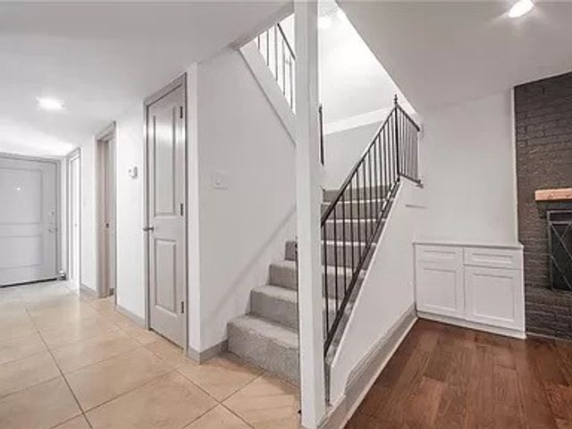 3510 Shady Valley Drive 3510, Pantego, TX 76013