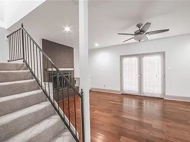 3510 Shady Valley Drive 3510, Pantego, TX 76013