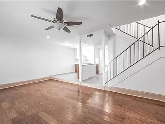 3510 Shady Valley Drive 3510, Pantego, TX 76013