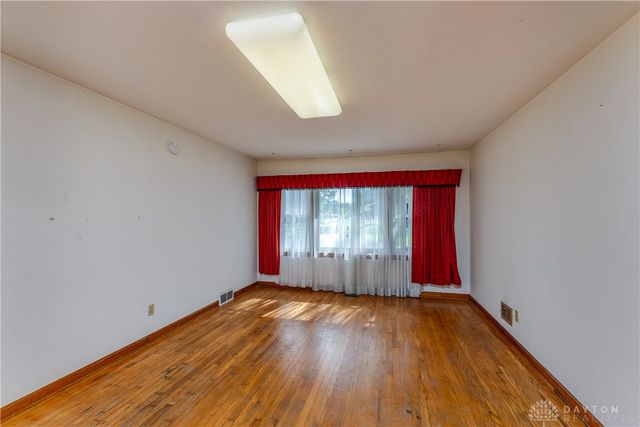 7853 Chambersburg Road, Huber Heights, OH 45424