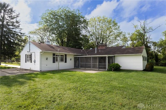7853 Chambersburg Road, Huber Heights, OH 45424