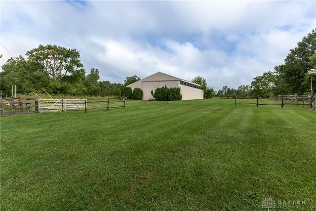 7853 Chambersburg Road, Huber Heights, OH 45424