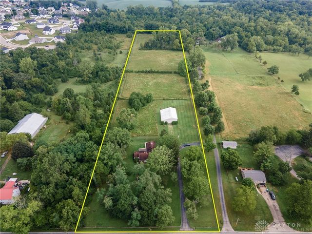 7853 Chambersburg Road, Huber Heights, OH 45424