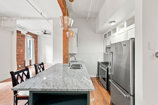 55 W Livingston Avenue, 203, Columbus, OH 43215