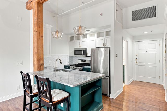 55 W Livingston Avenue, 203, Columbus, OH 43215