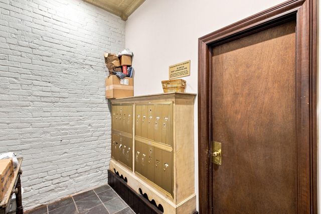 55 W Livingston Avenue, 203, Columbus, OH 43215