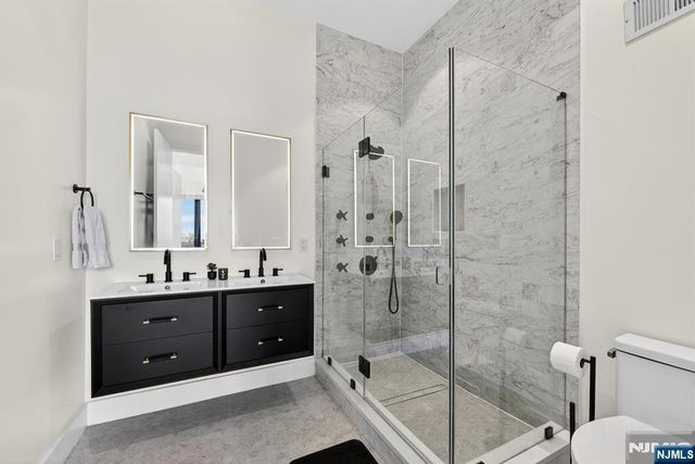 339 Palisade Avenue 3, Jersey City, NJ 07307