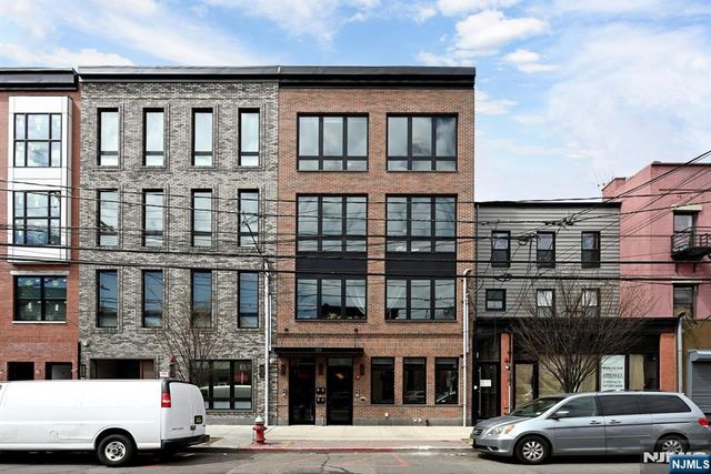 339 Palisade Avenue 3, Jersey City, NJ 07307