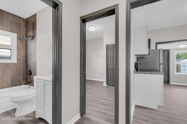 1521 Sale Ave, Louisville, KY 40215
