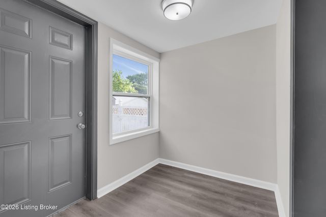 1521 Sale Ave, Louisville, KY 40215