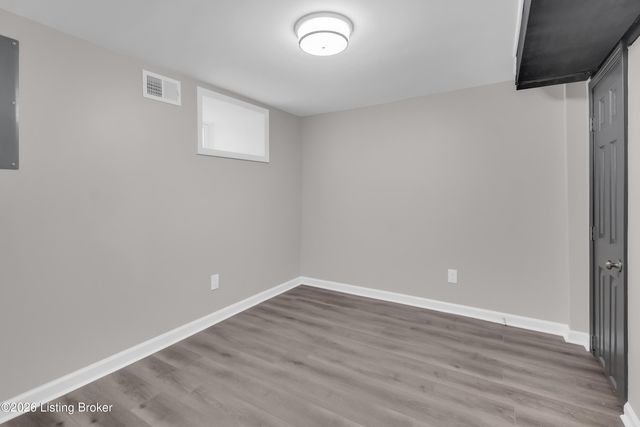 1521 Sale Ave, Louisville, KY 40215