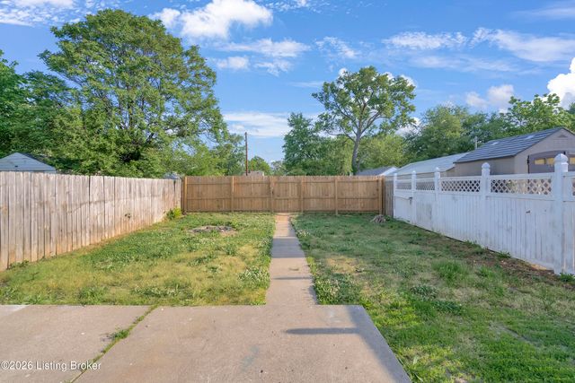 1521 Sale Ave, Louisville, KY 40215