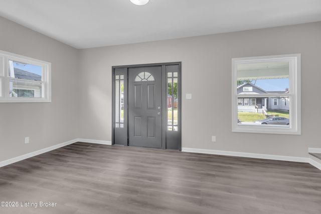 1521 Sale Ave, Louisville, KY 40215