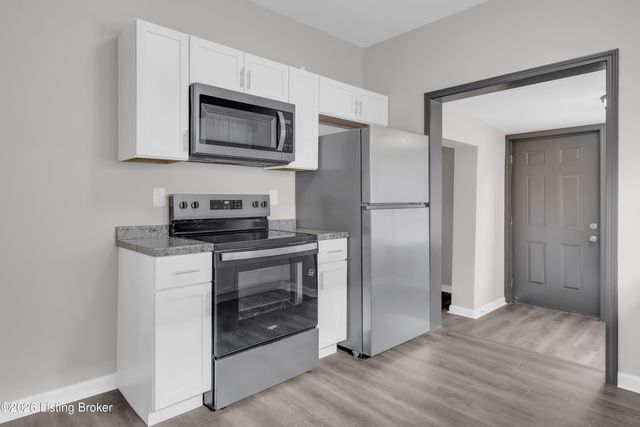 1521 Sale Ave, Louisville, KY 40215