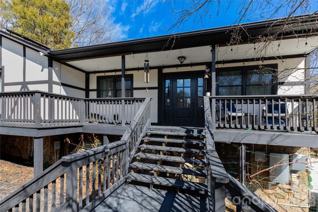 5 Northlake Drive, Weaverville, NC 28787