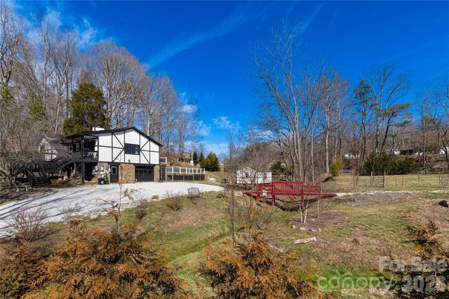 5 Northlake Drive, Weaverville, NC 28787