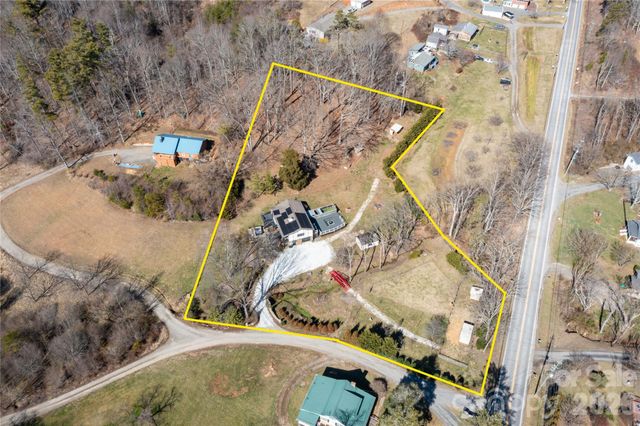 5 Northlake Drive, Weaverville, NC 28787