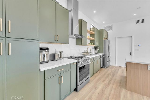 5046 Cerrillos Drive, Woodland Hills, CA 91364