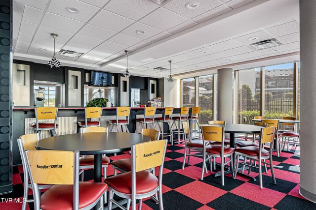 210 Raceday Center Drive Unit 1105, Bristol, TN 37620