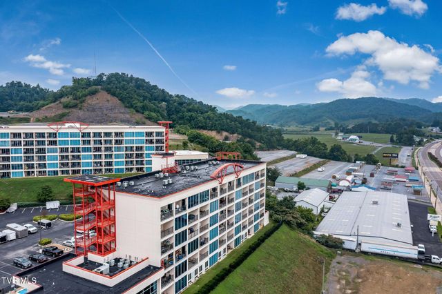 210 Raceday Center Drive Unit 1105, Bristol, TN 37620