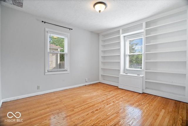 35 N Elizabeth Street, Indianapolis, IN 46219