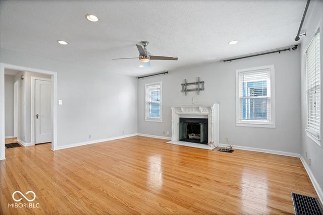 35 N Elizabeth Street, Indianapolis, IN 46219