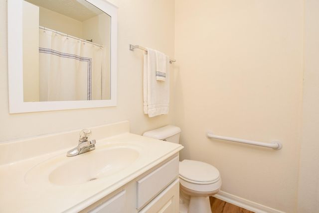 8051 Bay Branch Dr 222, The Woodlands, TX 77382