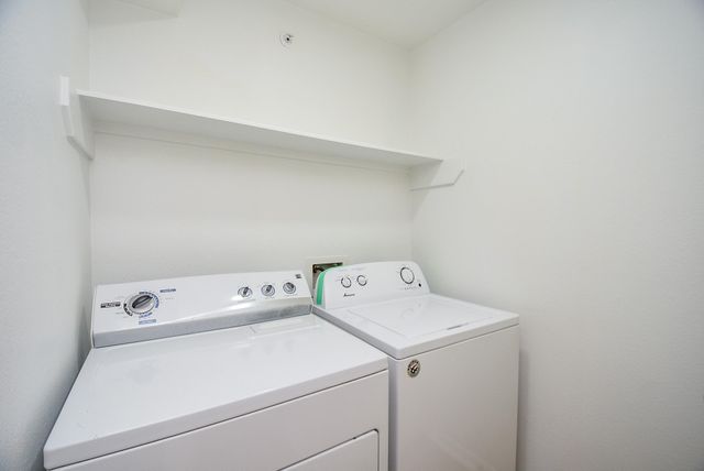 8051 Bay Branch Dr 222, The Woodlands, TX 77382