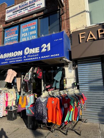 12104 Liberty Avenue main floor, Richmond Hill, NY 11419