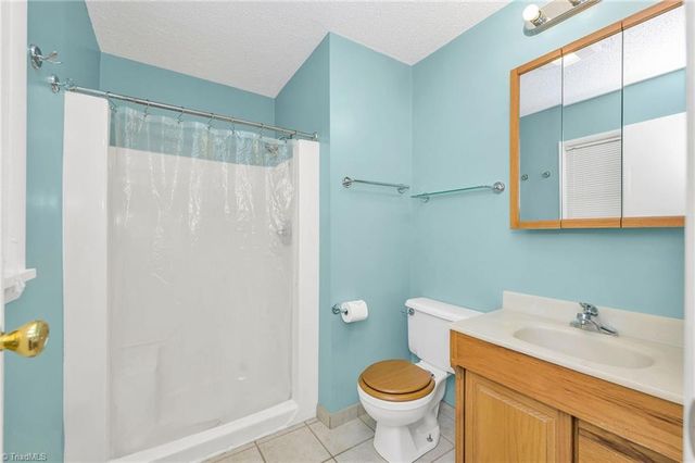 289 Welcome Home Ch Road, North Wilkesboro, NC 28659