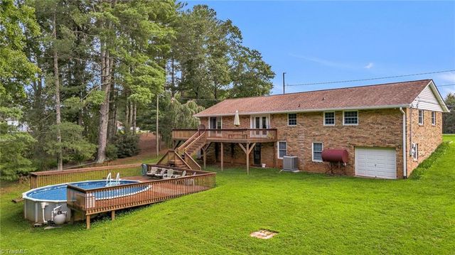 289 Welcome Home Ch Road, North Wilkesboro, NC 28659