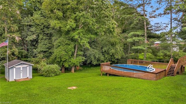 289 Welcome Home Ch Road, North Wilkesboro, NC 28659