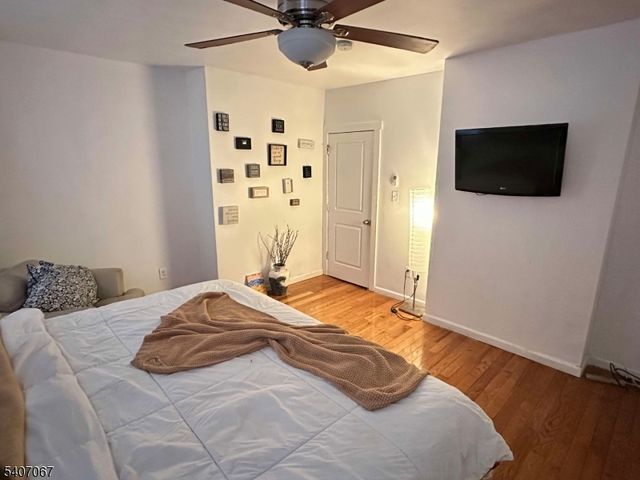 314 N Maple Ave, East Orange City, NJ 07017