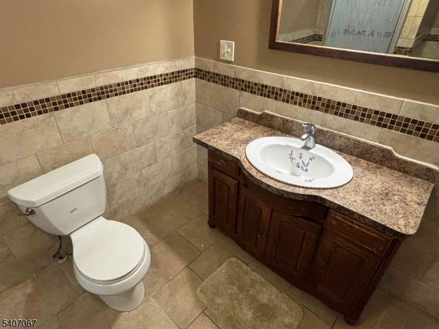 314 N Maple Ave, East Orange City, NJ 07017