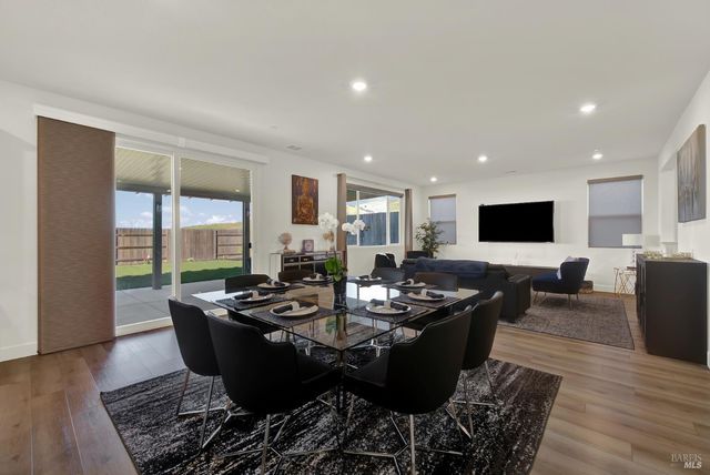 5025 Ellis Godfrey Dr, Fairfield, CA 94533