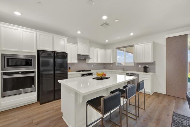 5025 Ellis Godfrey Dr, Fairfield, CA 94533