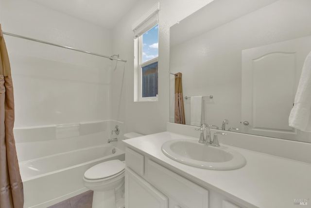 5025 Ellis Godfrey Dr, Fairfield, CA 94533