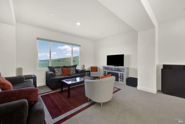 5025 Ellis Godfrey Dr, Fairfield, CA 94533