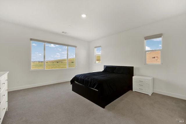 5025 Ellis Godfrey Dr, Fairfield, CA 94533