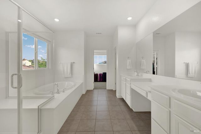 5025 Ellis Godfrey Dr, Fairfield, CA 94533