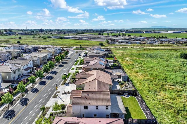 5025 Ellis Godfrey Dr, Fairfield, CA 94533