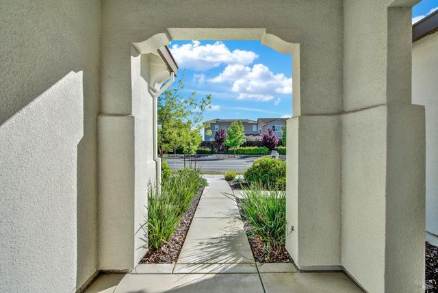 5025 Ellis Godfrey Dr, Fairfield, CA 94533