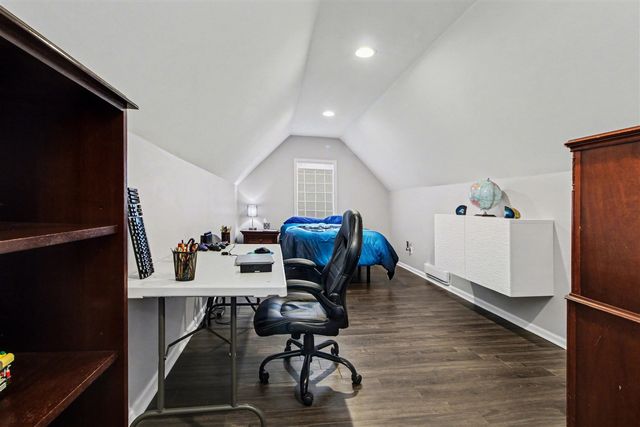 5608 Gallery Park Drive, Ann Arbor, MI 48103