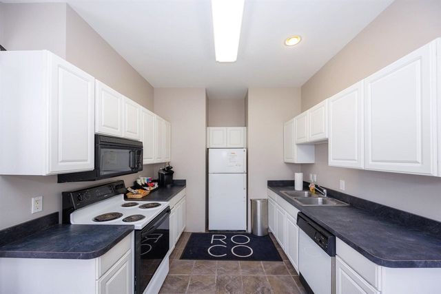 5608 Gallery Park Drive, Ann Arbor, MI 48103