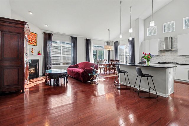 5608 Gallery Park Drive, Ann Arbor, MI 48103