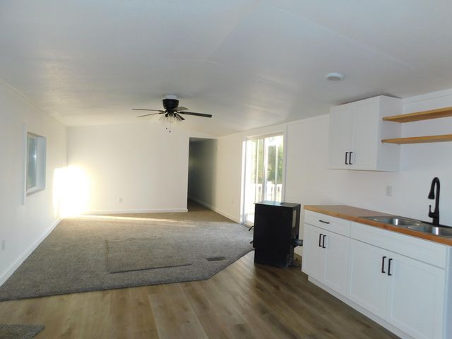 10485 Bagley Avenue, Grant, MI 49327